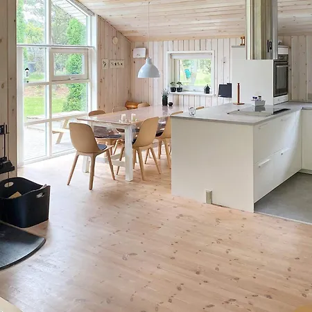 Holiday home 6 Person In *